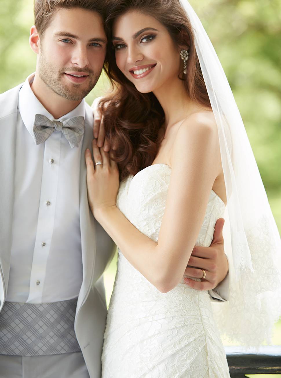 新款抹胸婚纱批发蕾丝A字摆欧式小拖尾婚纱礼服HS9151
