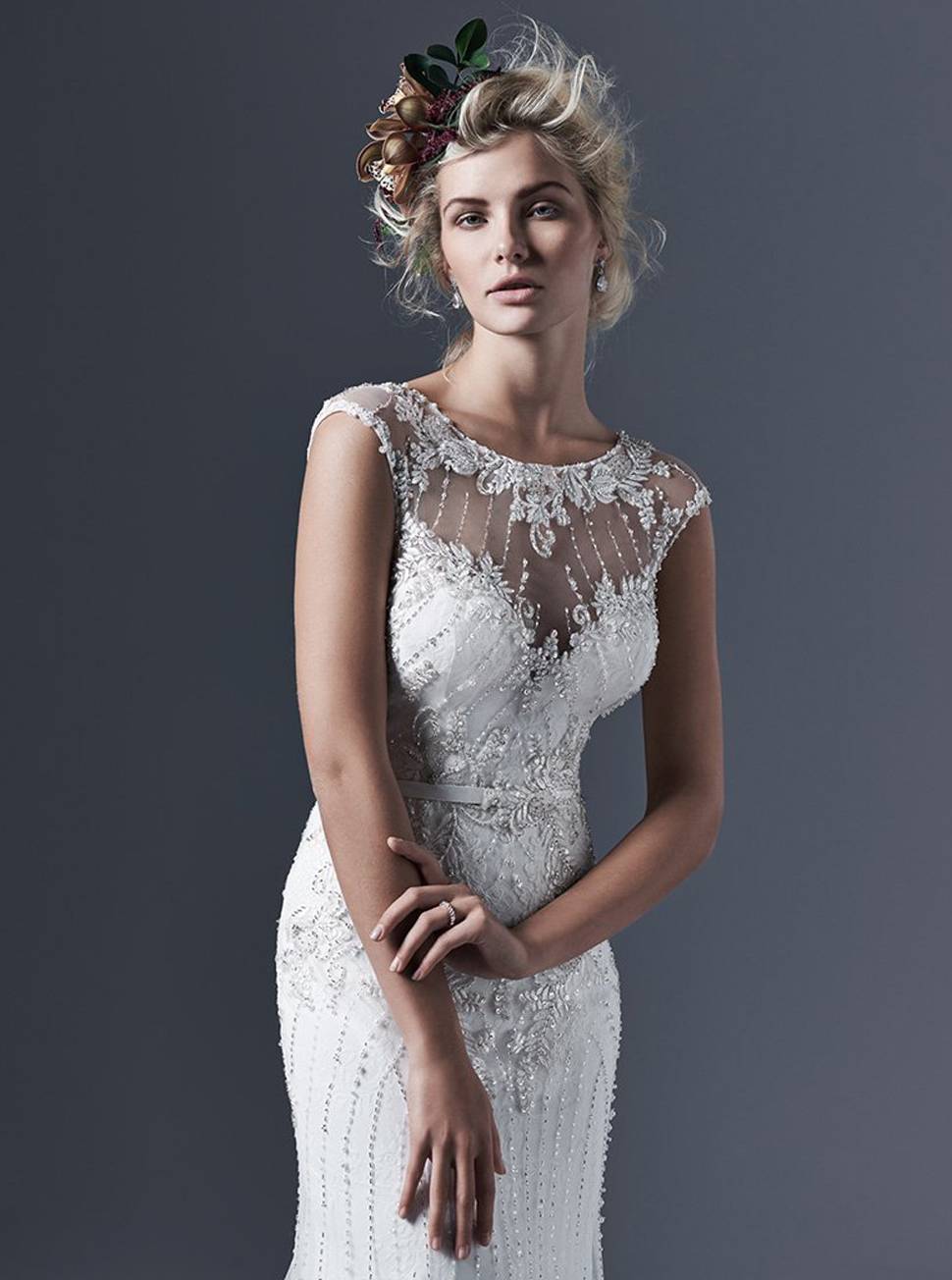 白色欧根纱包臀婚纱礼服新款小拖尾包臀礼服批发HS9264