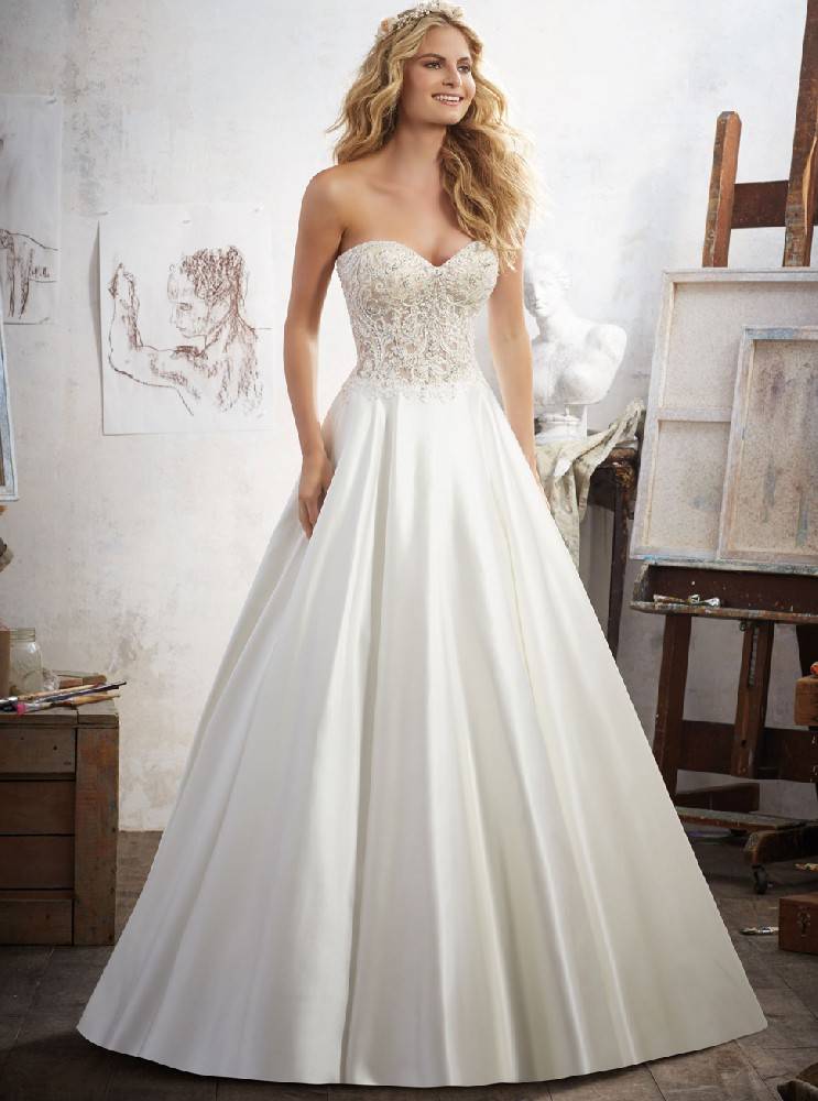 欧式奢华宫廷抹胸婚纱定做批发长拖尾婚纱礼服HS9285