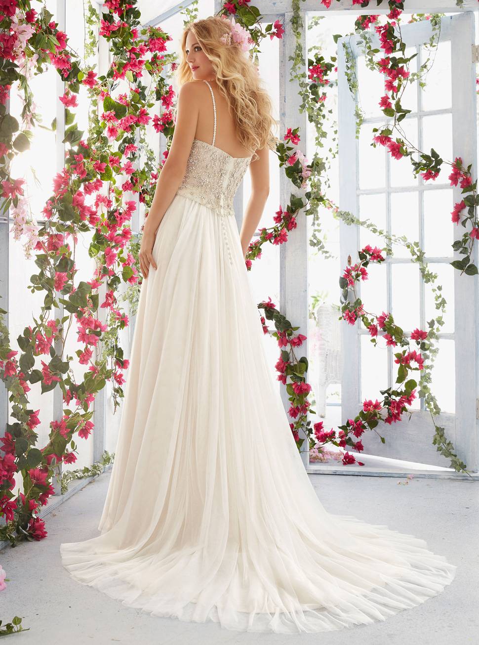欧美风格吊带双肩带拖尾婚纱礼服批发定制欧根纱白纱HS9428