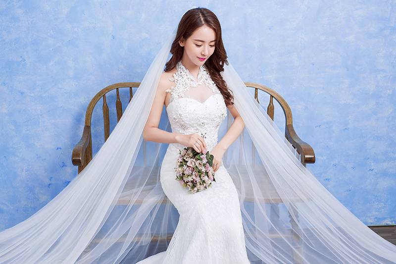 新款韩版婚纱定制鱼尾包臀小拖尾婚纱礼服批发HB0001