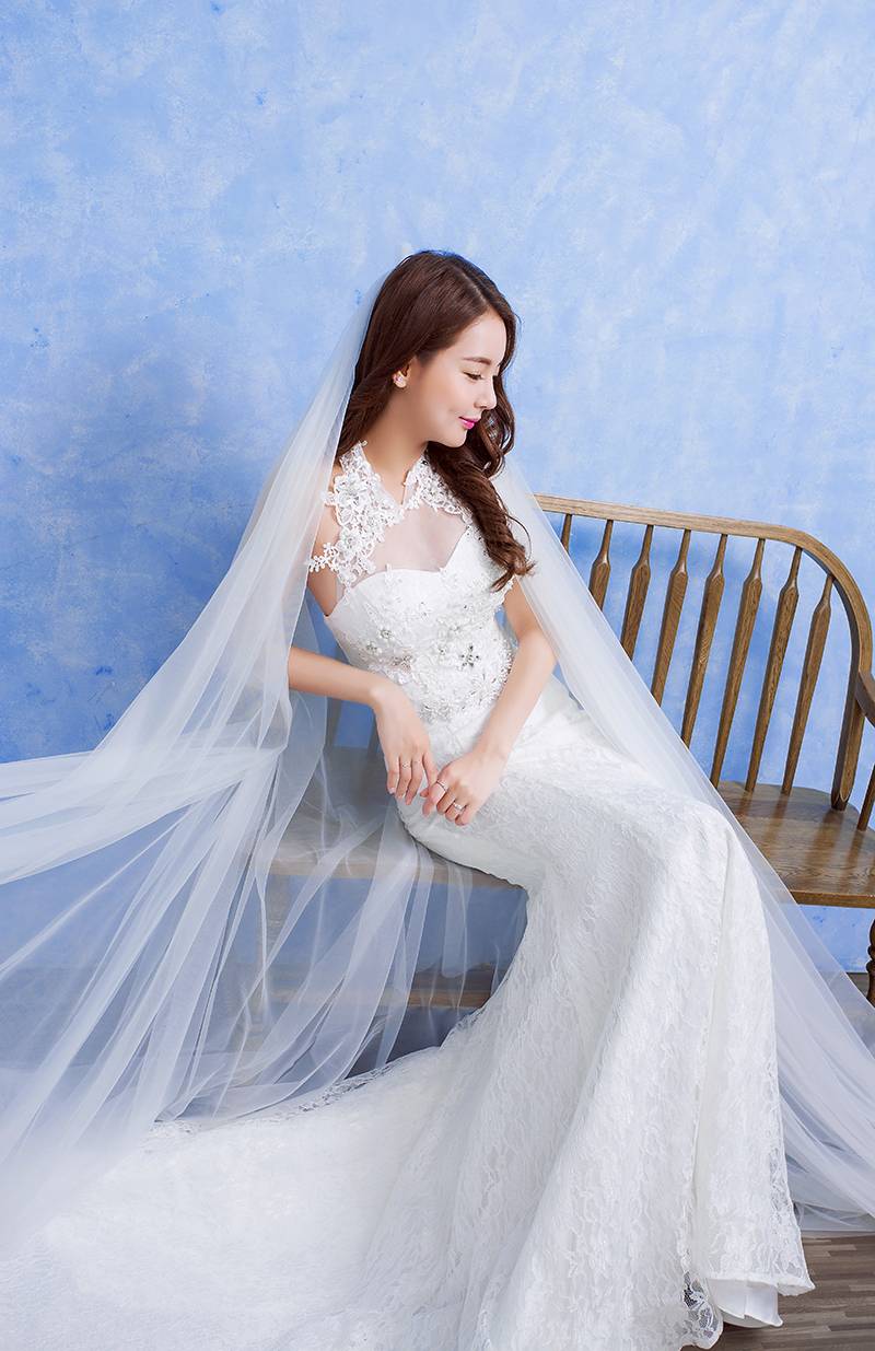 新款韩版婚纱定制鱼尾包臀小拖尾婚纱礼服批发HB0001