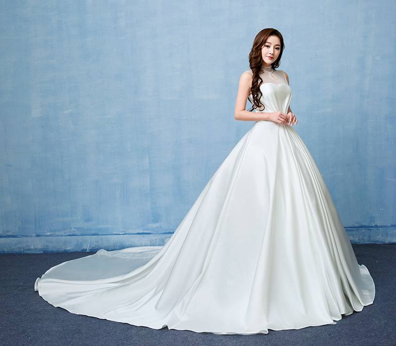 韩版婚纱新款拖尾后背绑带大拖尾白色婚纱批发HB0003