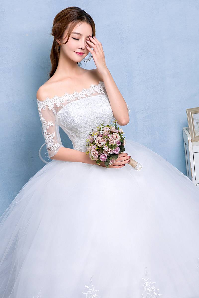 新款韩版婚纱定制批发一字肩蕾丝花边公主型婚纱HB0014