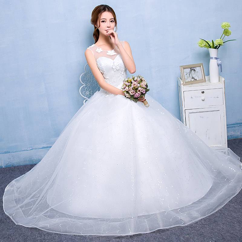 齐地婚纱定做新款韩式花边韩版白纱圆领婚纱礼服批发HB0015