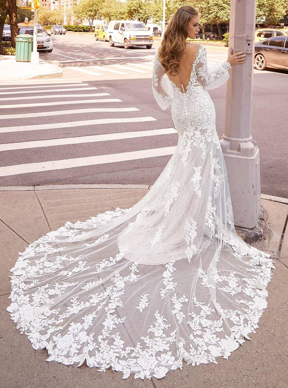 新款鱼尾婚纱礼服欧式宫廷婚礼新娘婚纱批发HS9955