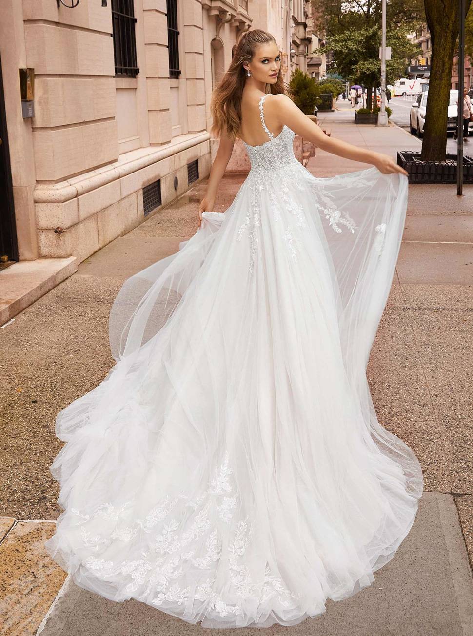 法式婚纱摄影街拍婚纱照影楼婚纱礼服批发HS9958